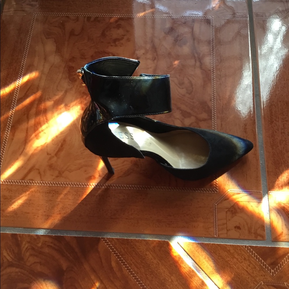 Guess patten leather and suede heels